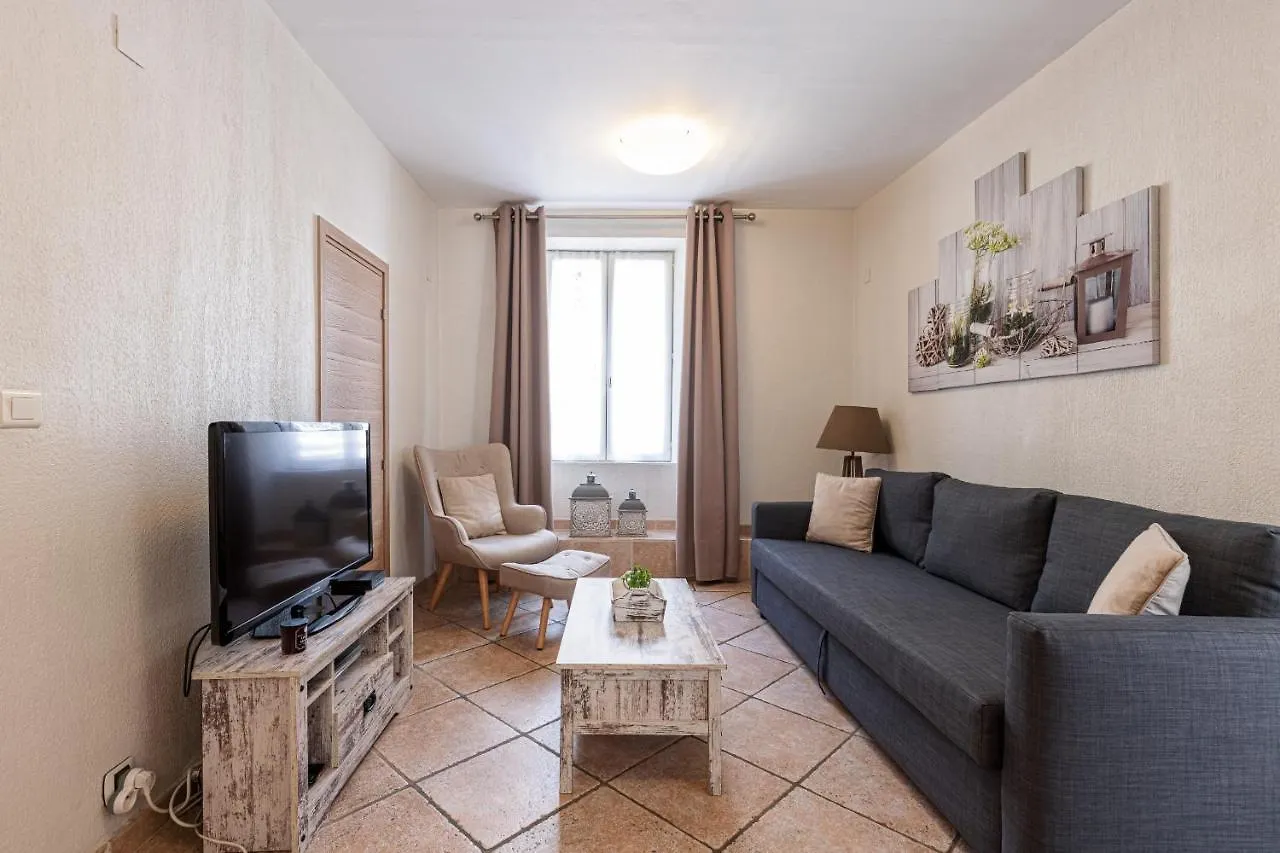 Cozy 1 Bdr At Nice Port